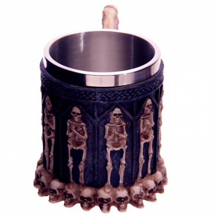GTH013 Nemesis Now Skull and Skeleton Crypt Tankard with Stainless Steel Inner RRP £16.99